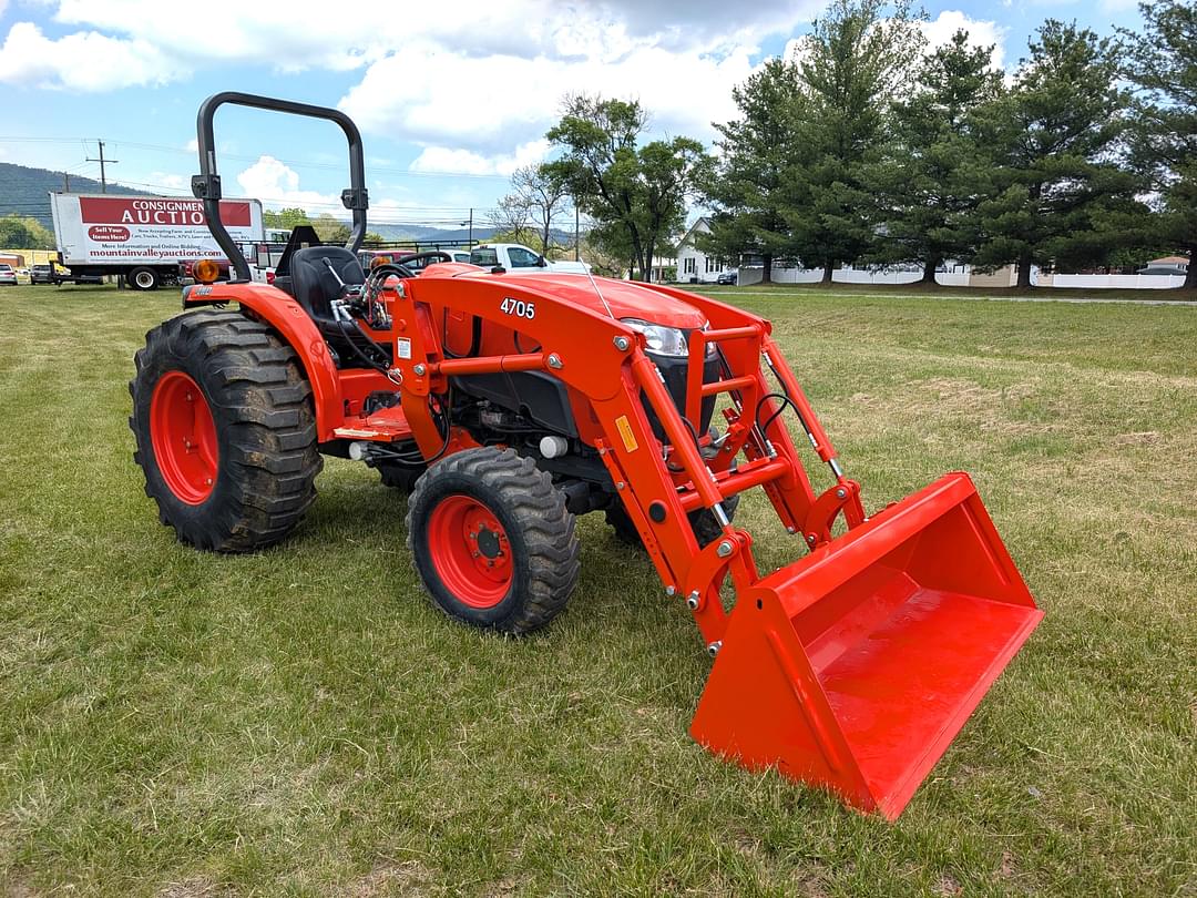 Image of Kubota L4701 Primary image