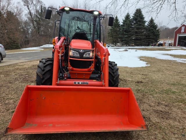 Image of Kubota M4D-071HDC12 equipment image 2