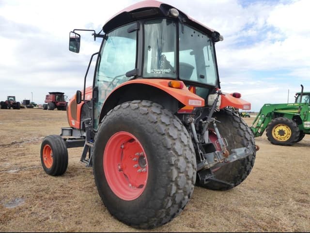Image of Kubota M5-091 equipment image 3