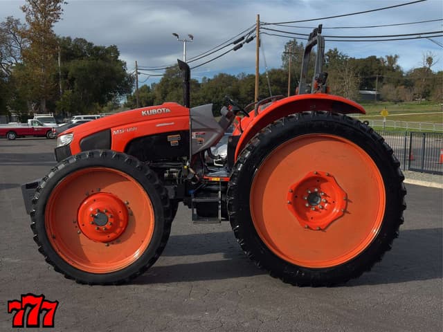 Image of Kubota M5-091 equipment image 2