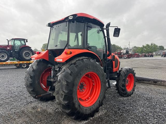 Image of Kubota M5-111 equipment image 2