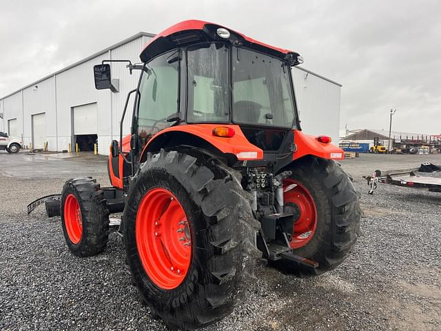 Image of Kubota M5-111 equipment image 3