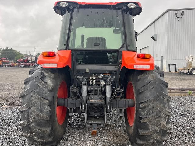 Image of Kubota M5-111 equipment image 4
