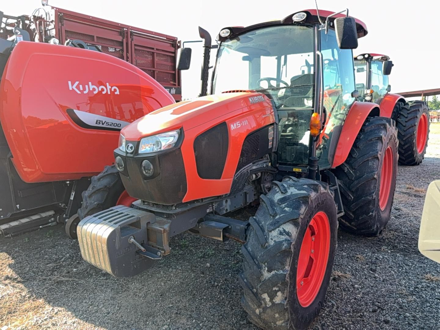2020 Kubota M5-111D Equipment Image0