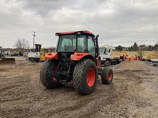 Image of Kubota M5-111 equipment image 3