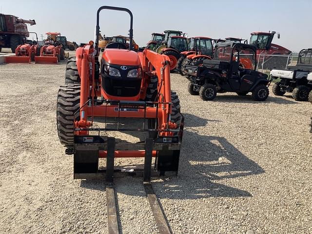 Image of Kubota M5660SU equipment image 2