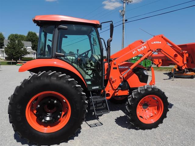 Image of Kubota M6060 equipment image 4