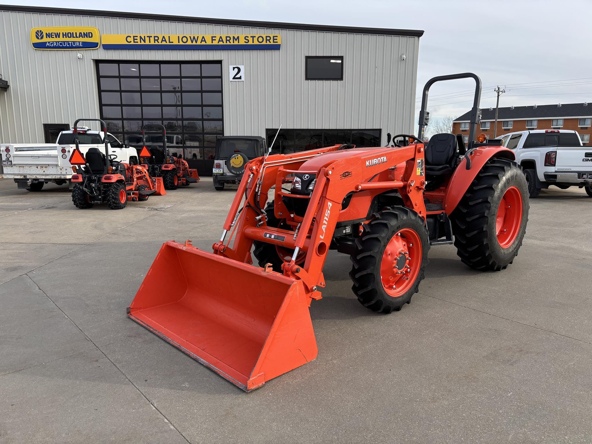 2020 Kubota M6060D Equipment Image0