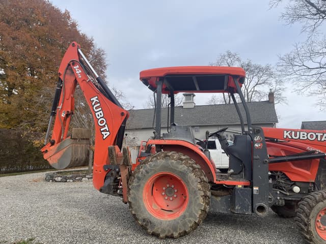 Image of Kubota M62 equipment image 4