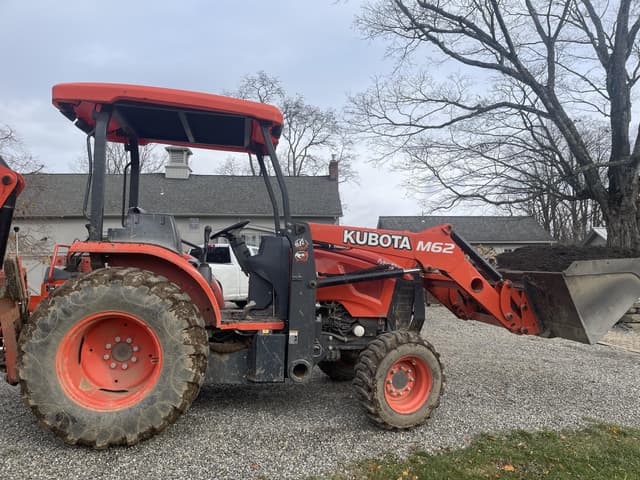 Image of Kubota M62 equipment image 1