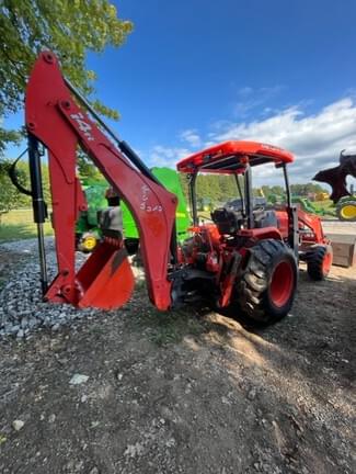 Image of Kubota M62 equipment image 2