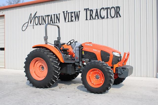 Image of Kubota M6S-111 equipment image 4