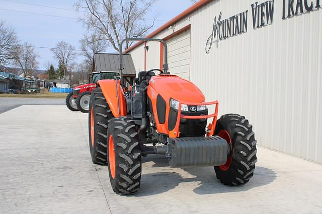 Image of Kubota M6S-111 equipment image 3