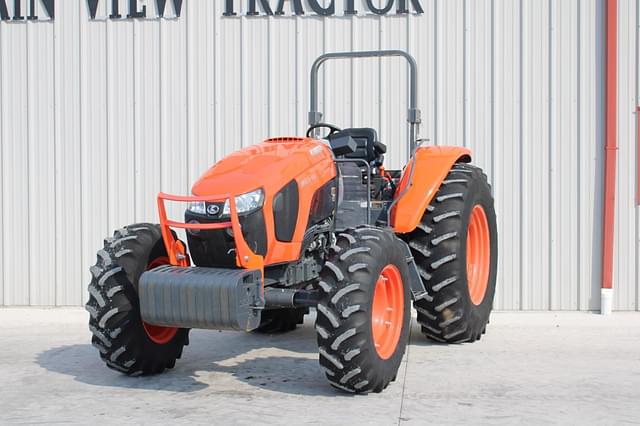 Image of Kubota M6S-111 equipment image 2