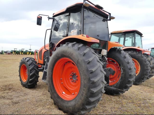 Image of Kubota M6S-111 equipment image 3