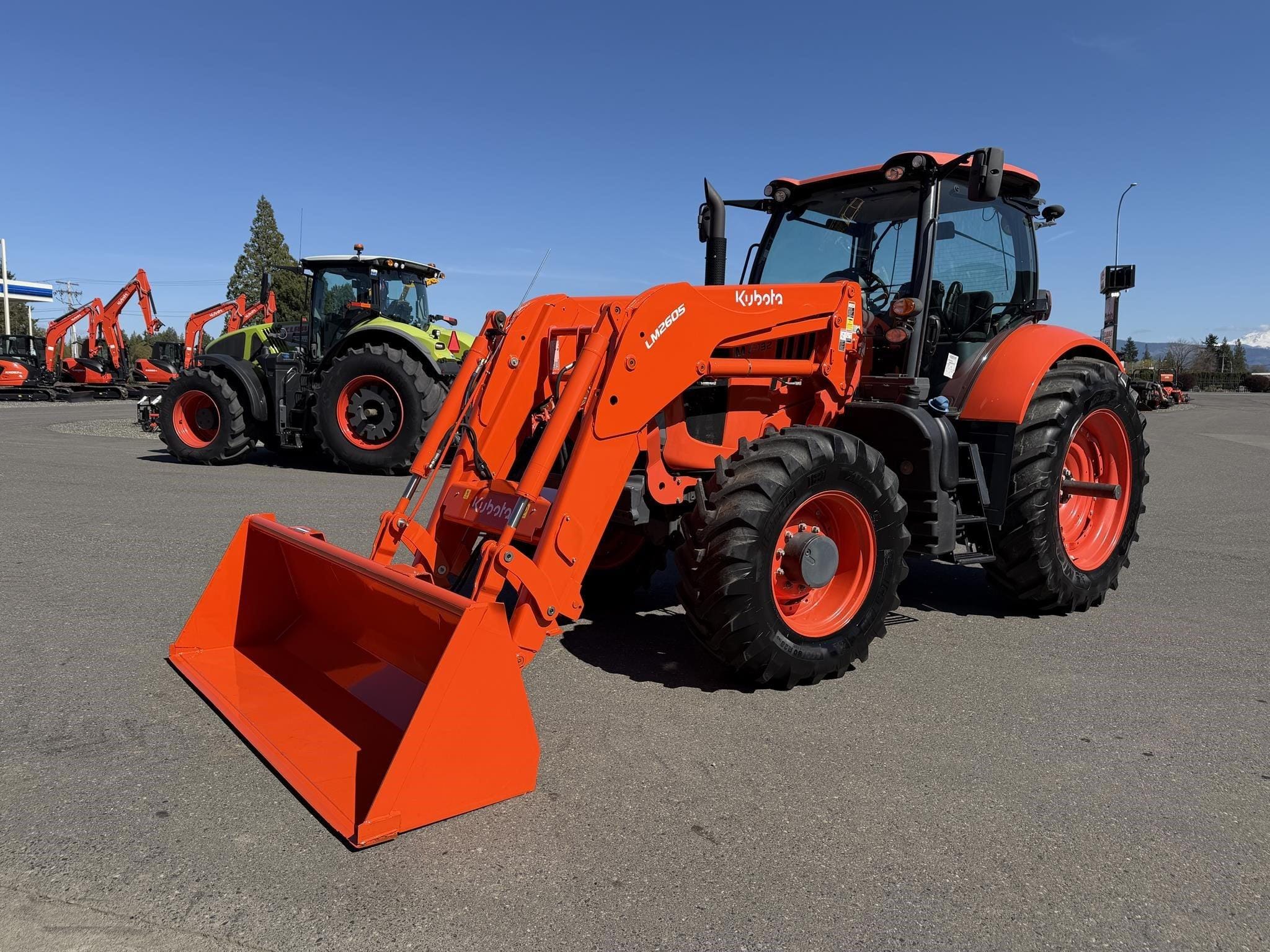 2020 Kubota M7.132 Deluxe Equipment Image0