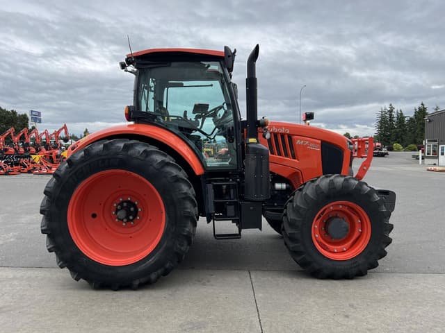 Image of Kubota M7.152 Premium equipment image 4