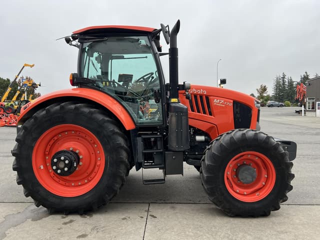 Image of Kubota M7.172 equipment image 4