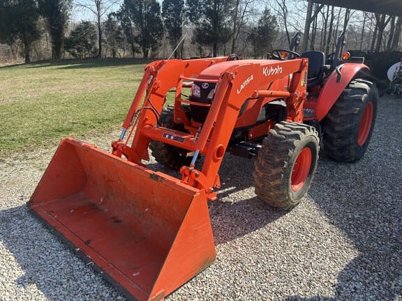 2020 Kubota M7060 Equipment Image0