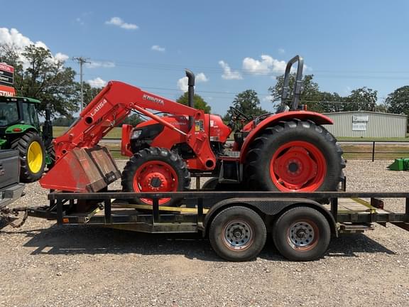 Image of Kubota M7060 Primary image