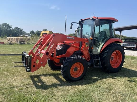 Image of Kubota M7060 Primary image