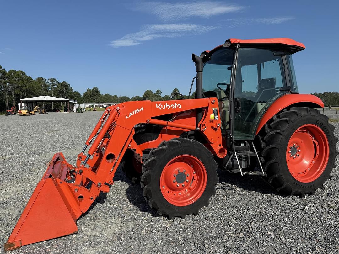Image of Kubota M7060 Primary image