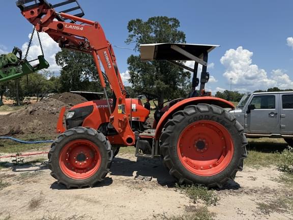 Image of Kubota M7060 equipment image 3