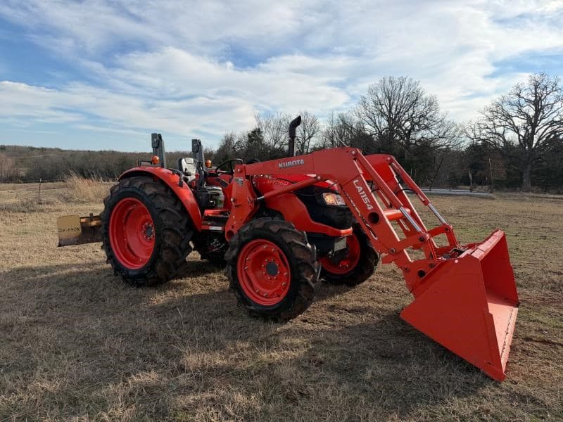 Image of Kubota M7060 Image 1