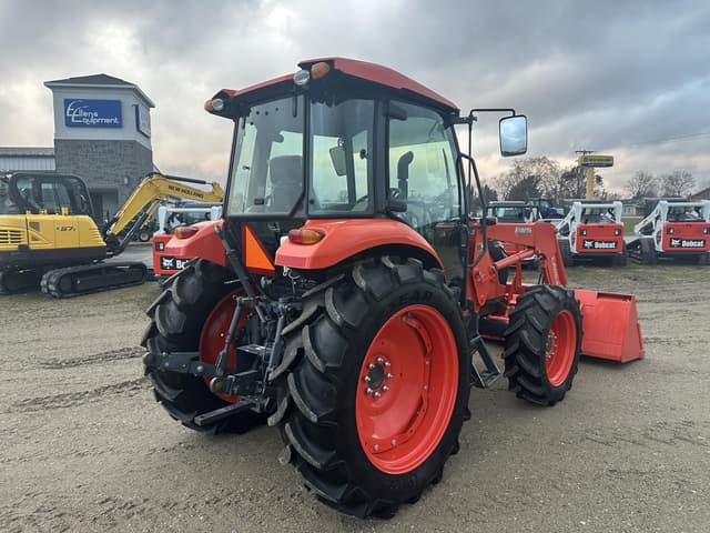 Image of Kubota M7060D equipment image 4