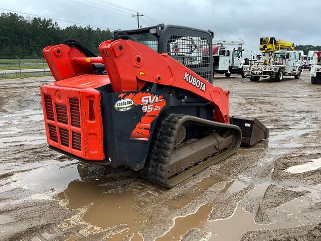 Image of Kubota SVL95-2S equipment image 4