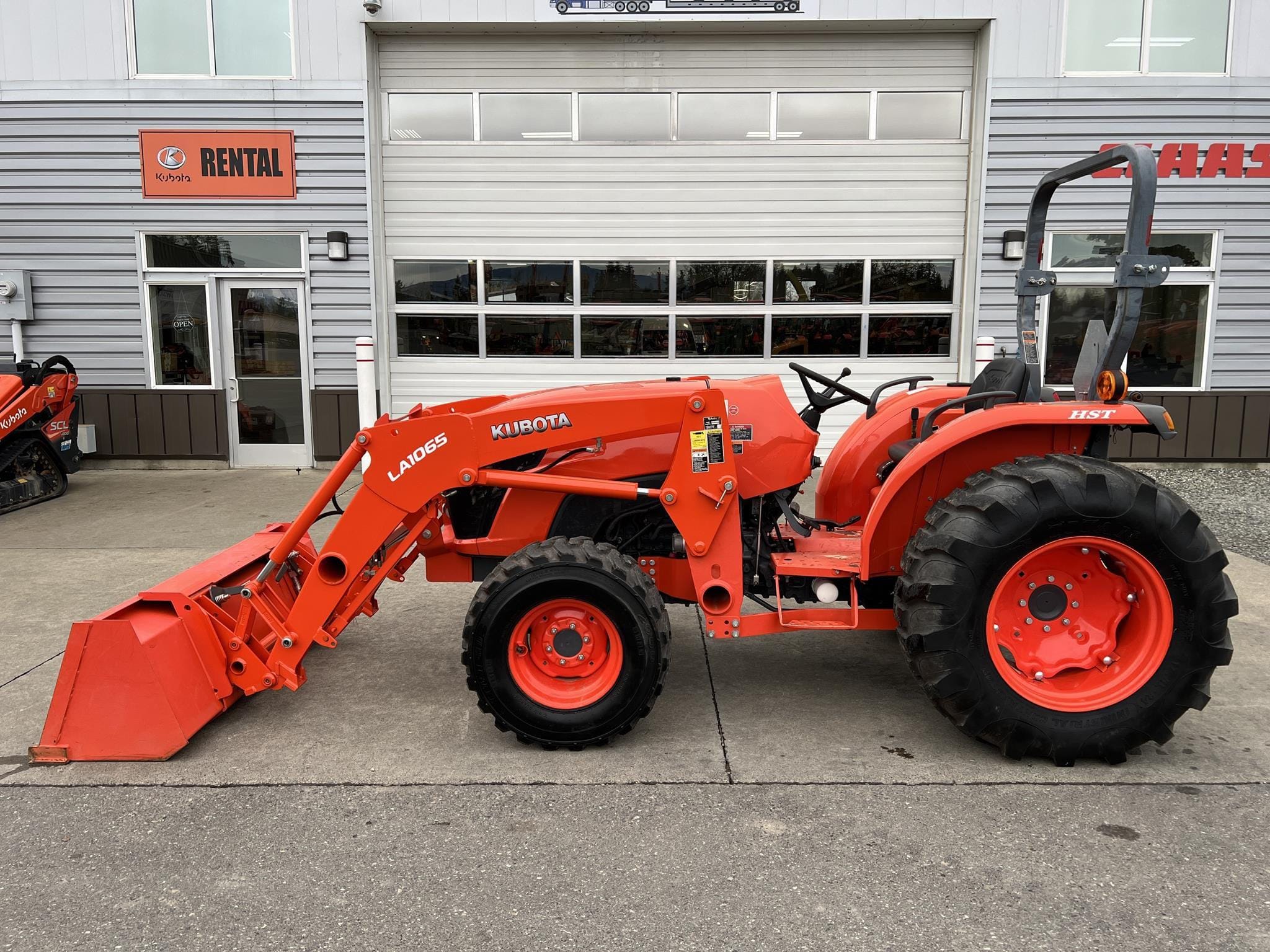2020 Kubota MX5200HST Image