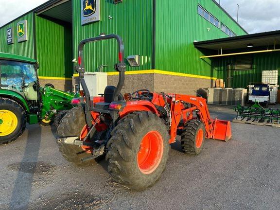 Image of Kubota MX5200HST equipment image 3