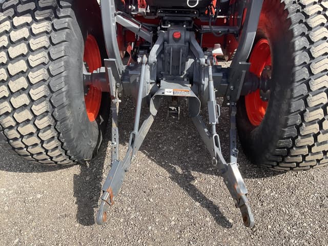 Image of Kubota MX5400 equipment image 4