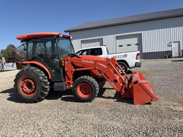 Image of Kubota MX5400 equipment image 1