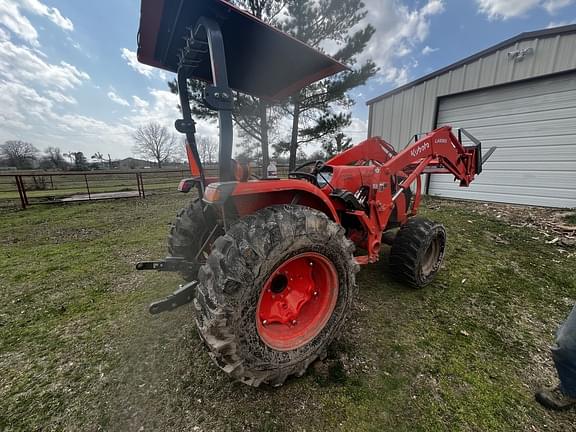 Image of Kubota MX5400 equipment image 3