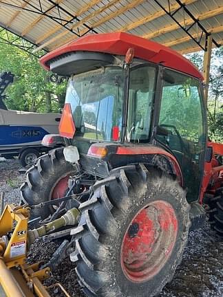 Image of Kubota MX5400 equipment image 2