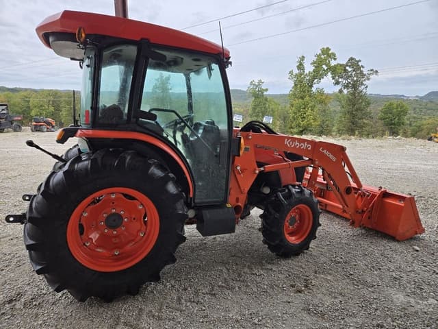 Image of Kubota MX5400 equipment image 2