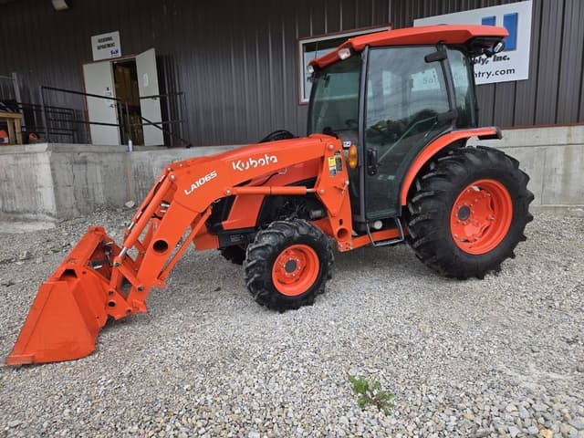 Image of Kubota MX5400 equipment image 1
