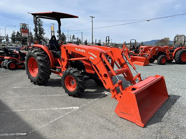 Image of Kubota MX5400DT equipment image 3