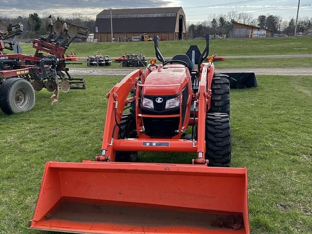 Image of Kubota MX5400HST equipment image 1