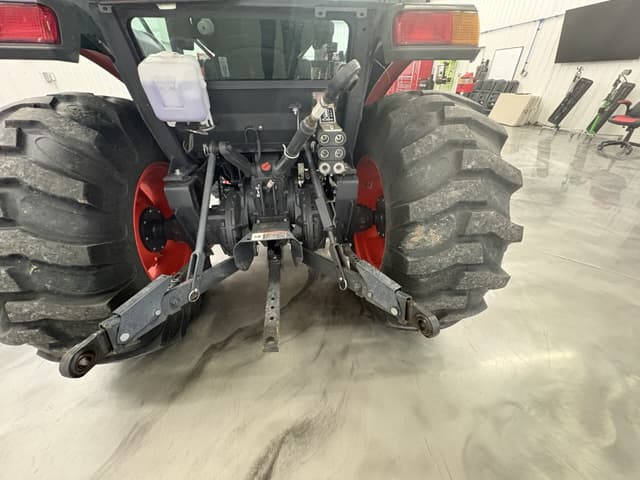 Image of Kubota MX6000 equipment image 4