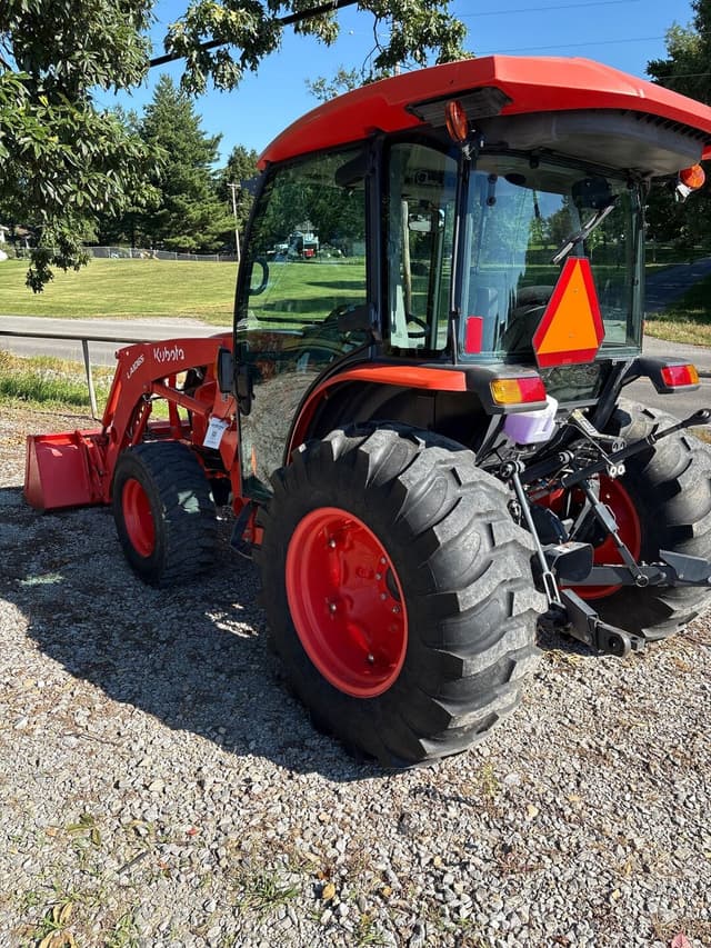 Image of Kubota MX6000 equipment image 4