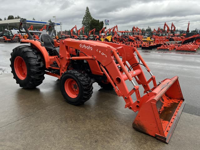 Image of Kubota MX6000HST equipment image 3