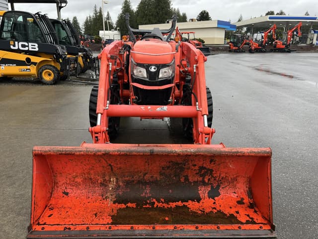 Image of Kubota MX6000HST equipment image 2