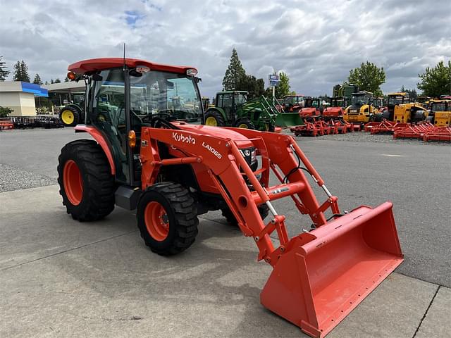 Image of Kubota MX6000 equipment image 3