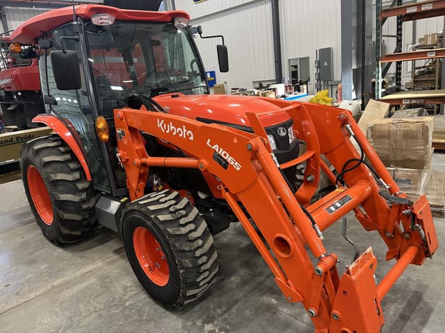 Image of Kubota MX6000HSTC equipment image 2