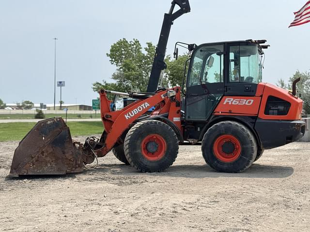 Image of Kubota R630 equipment image 4