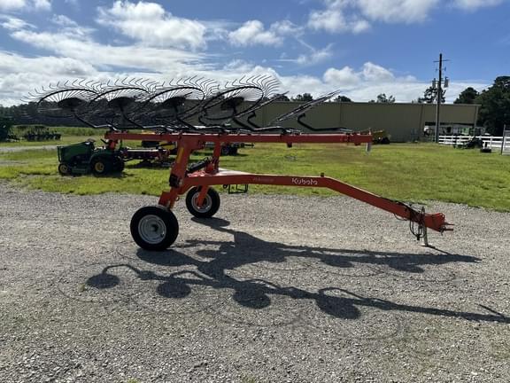 Image of Kubota RA110CR equipment image 2