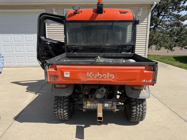 Image of Kubota RTV-X1100C equipment image 2