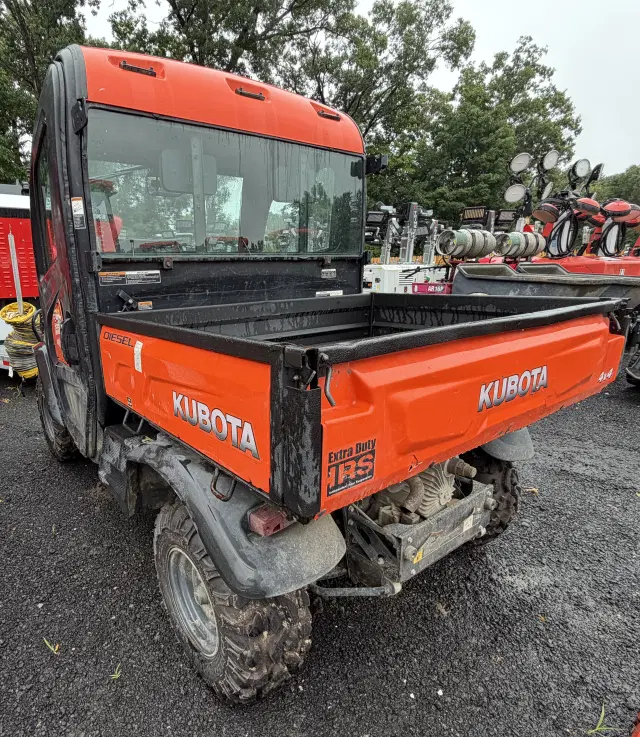 Image of Kubota RTV-X1100C equipment image 1
